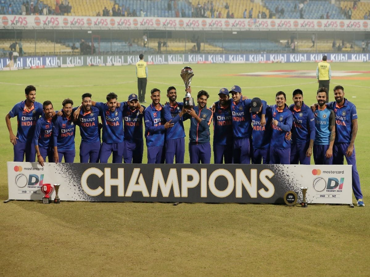 IND VS NZ: भारत ने न्यूजीलैंड को 3-0 से किया क्लीन स्वीप, ODI रैंकिंग में टॉप पर पहुंची टीम इंडिया